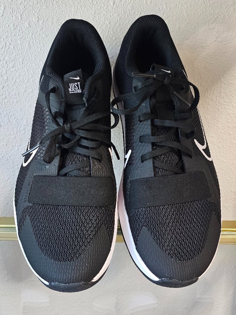 Nike MC Trainer 2 Black White Training Shoes Size 9 - Picture 3 of 5